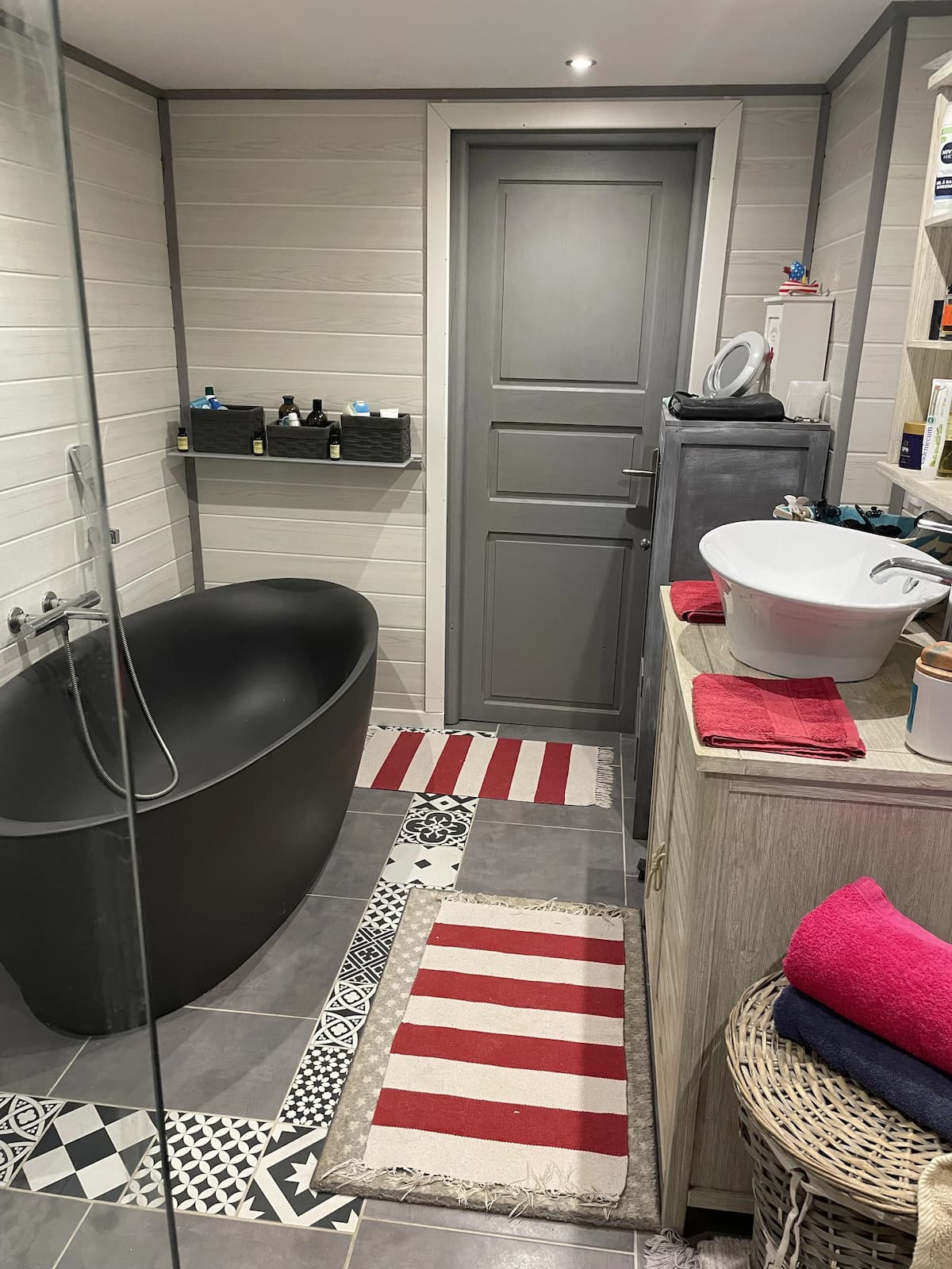 Maison de charme en pierre avec jardin