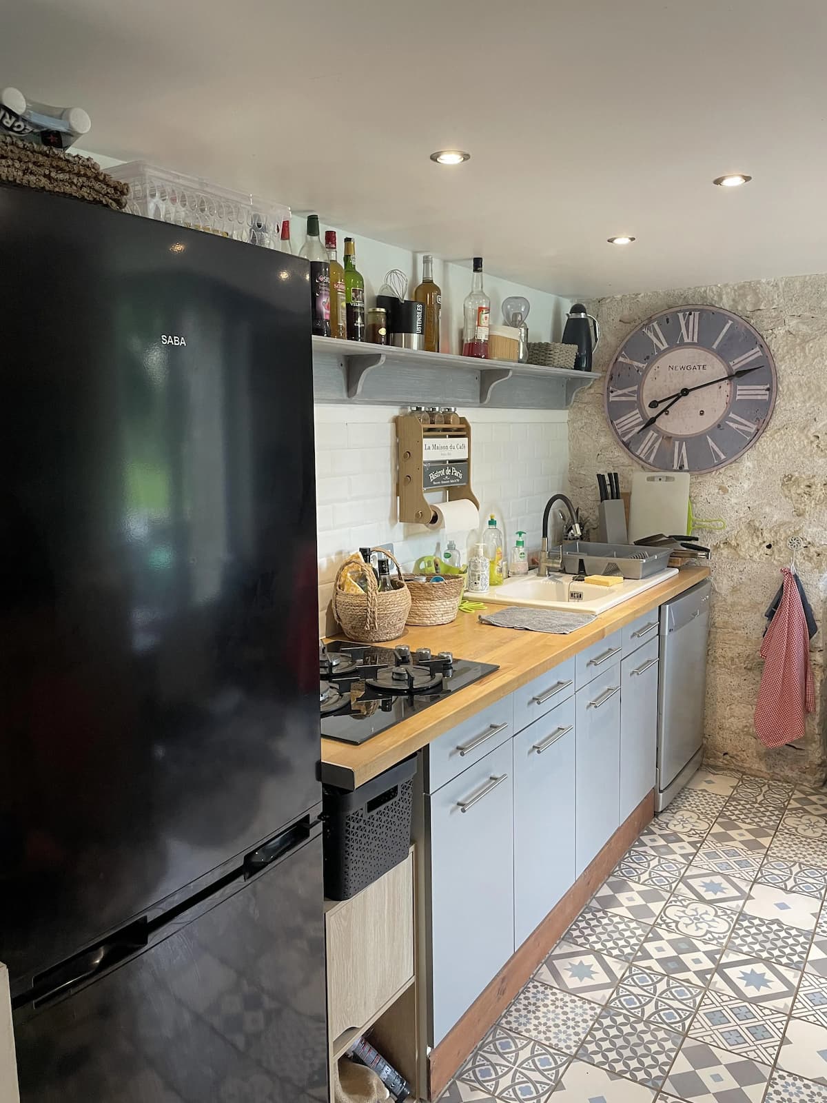 Maison de charme en pierre avec jardin