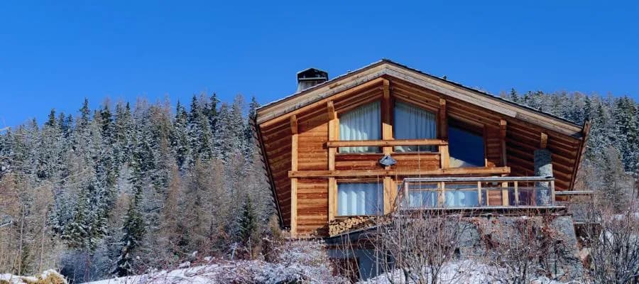Échange de Maison Hiver 2026 : Le TOP 10 des destinations pour voyager sans payer l'hébergement